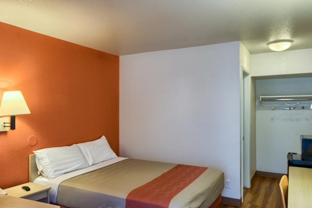 Motel 6-Everett, Wa - North الغرفة الصورة
