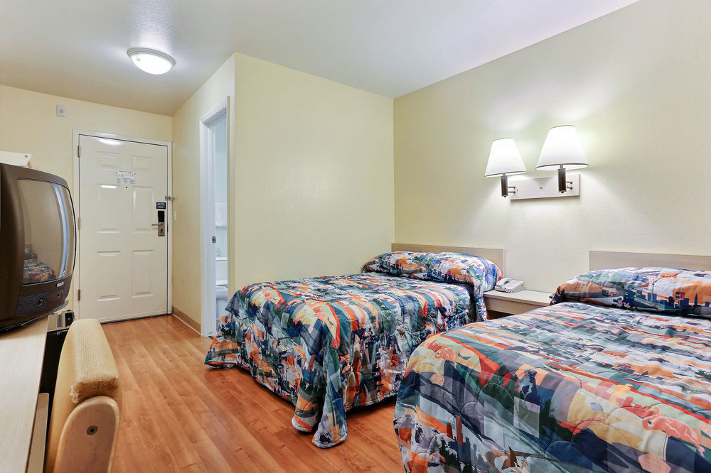 Motel 6-Everett, Wa - North المظهر الخارجي الصورة
