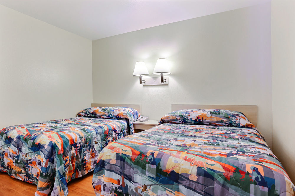 Motel 6-Everett, Wa - North المظهر الخارجي الصورة