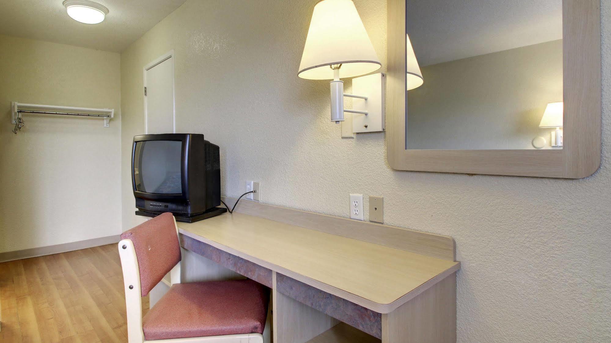 Motel 6-Everett, Wa - North المظهر الخارجي الصورة