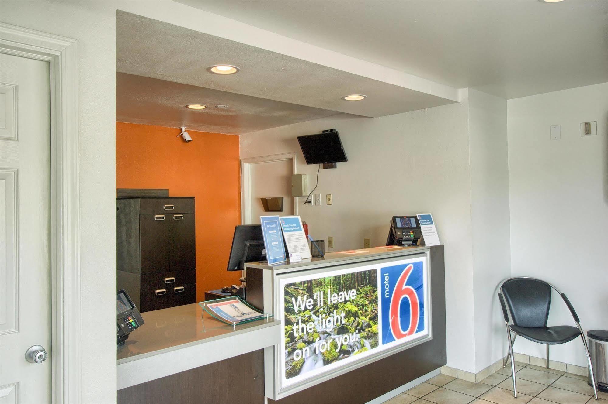 Motel 6-Everett, Wa - North المظهر الخارجي الصورة