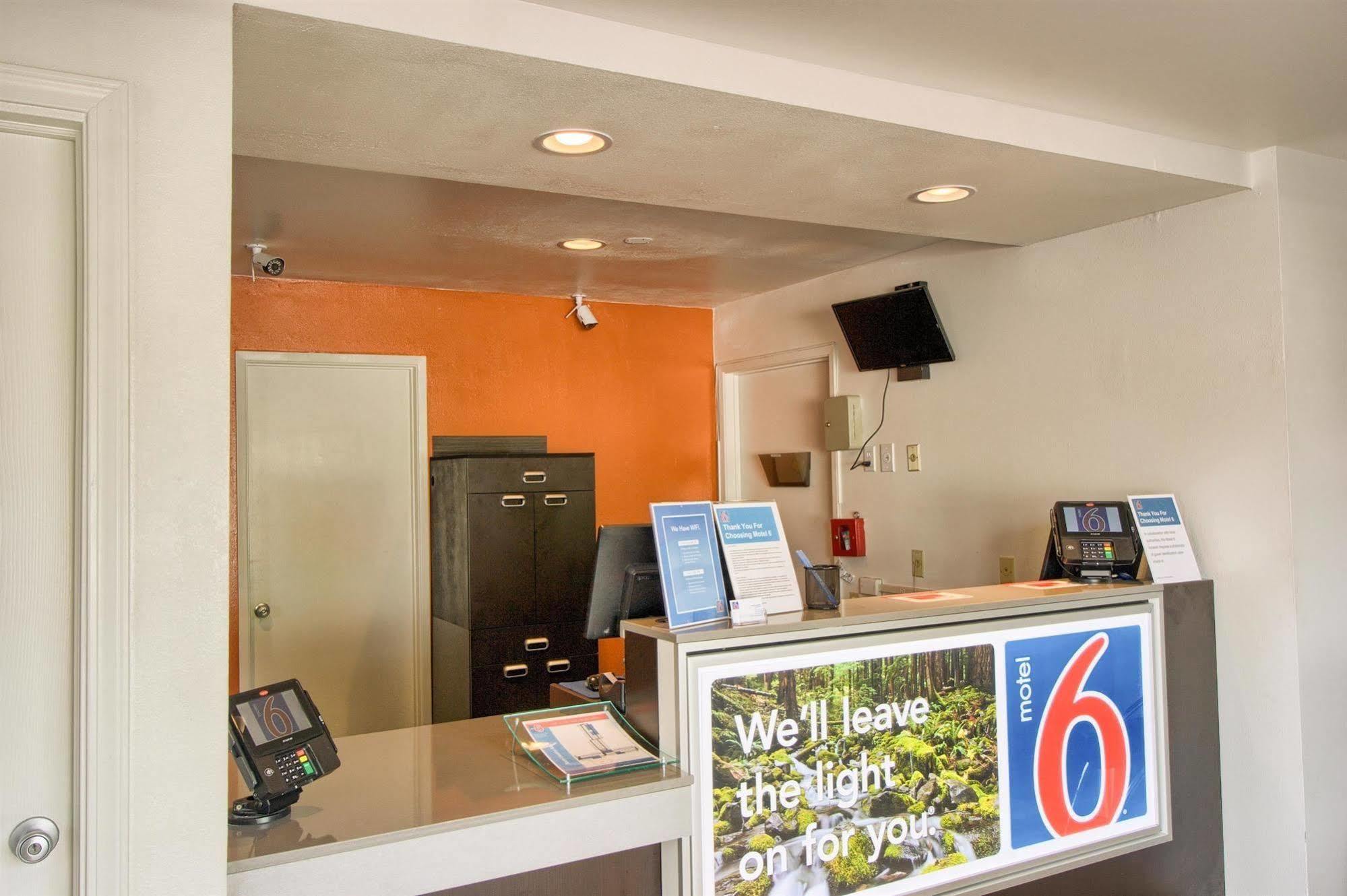 Motel 6-Everett, Wa - North المظهر الخارجي الصورة